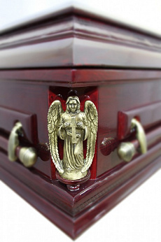 Гроб полированный "Виктория"